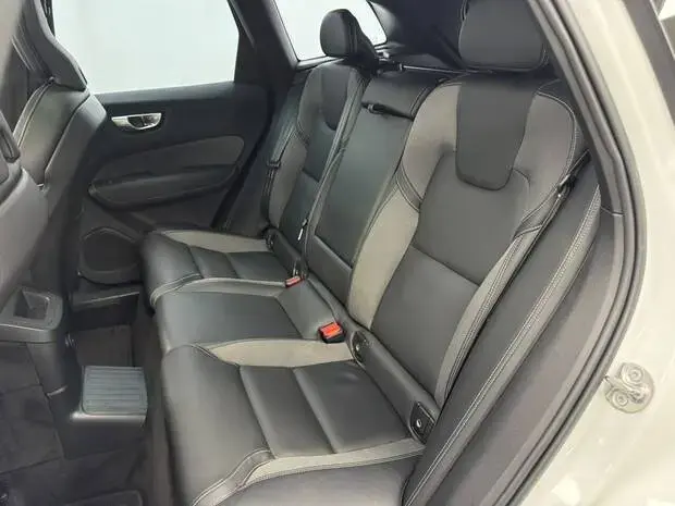 Volvo XC60 Recharge Ultimate Dark 2.0