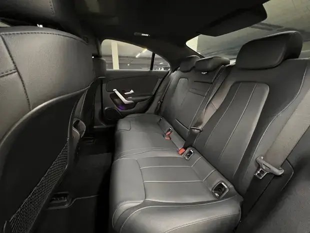 Mercedes Benz CLA 250 2.0 CGI Gasolina 4MATIC (Aut)