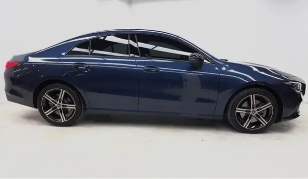 Mercedes Benz CLA 250 2.0 CGI Gasolina 4MATIC (Aut)