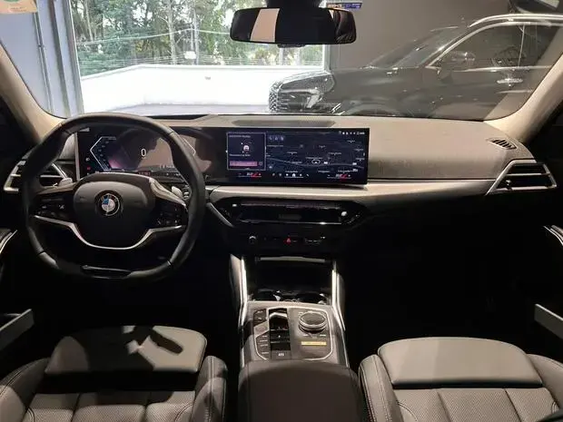 Bmw 320i Sport GP 2.0 Turbo (Aut.)