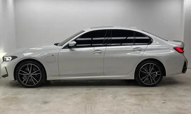 Bmw 330e M Sport 2.0 Turbo (Aut.) (Híb.)