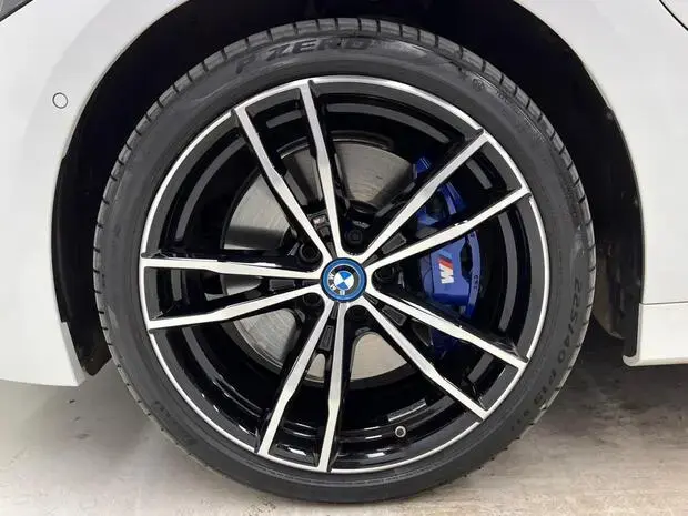 Bmw 330e M Sport 2.0 Turbo (Aut.) (Híb.)
