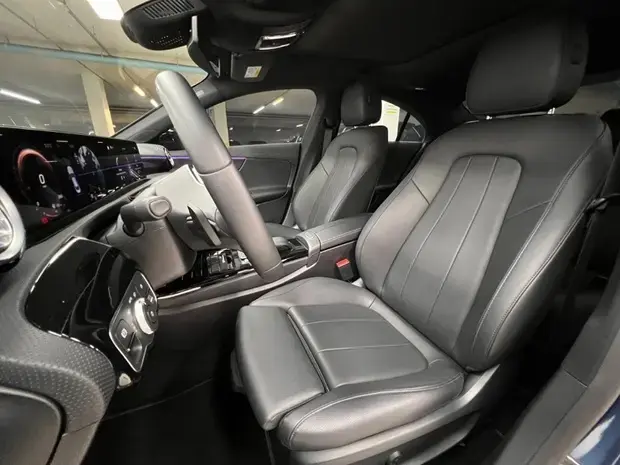Mercedes Benz CLA 250 2.0 CGI Gasolina 4MATIC (Aut)