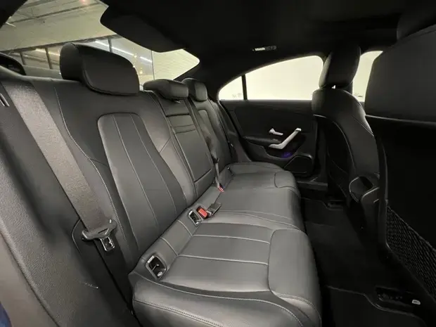 Mercedes Benz CLA 250 2.0 CGI Gasolina 4MATIC (Aut)