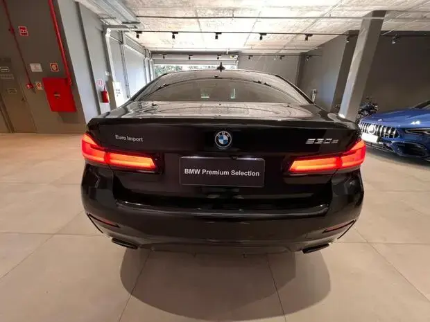 Bmw 530e M Sport 2.0 Turbo Híbrido Dark Edition (Aut)