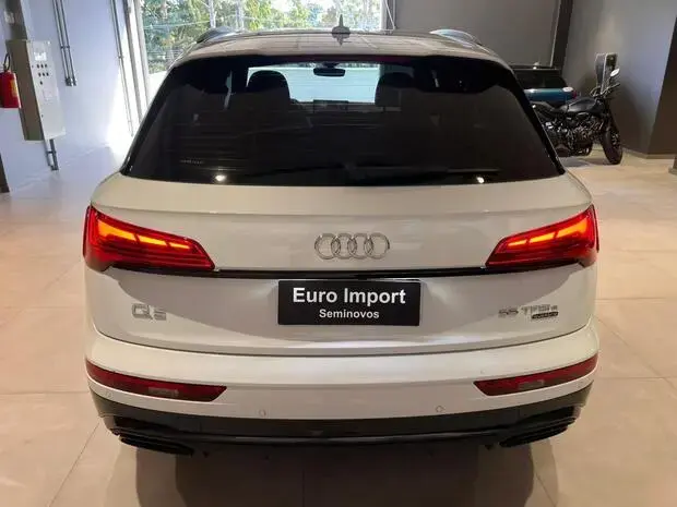 Audi Q5 Perf. Black 2.0 TFSIe S.Tr. Qt (Hib.)