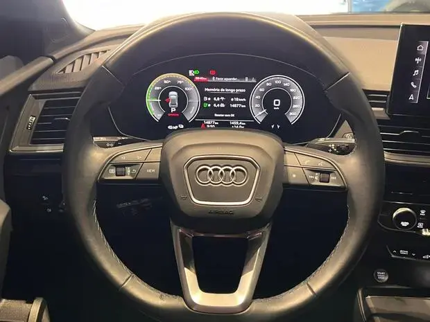 Audi Q5 Perf. Black 2.0 TFSIe S.Tr. Qt (Hib.)