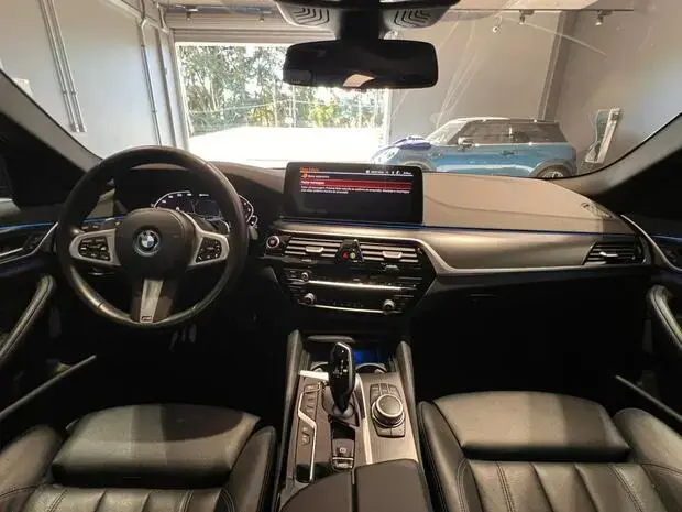 Bmw 530e M Sport 2.0 Turbo Híbrido Dark Edition (Aut)