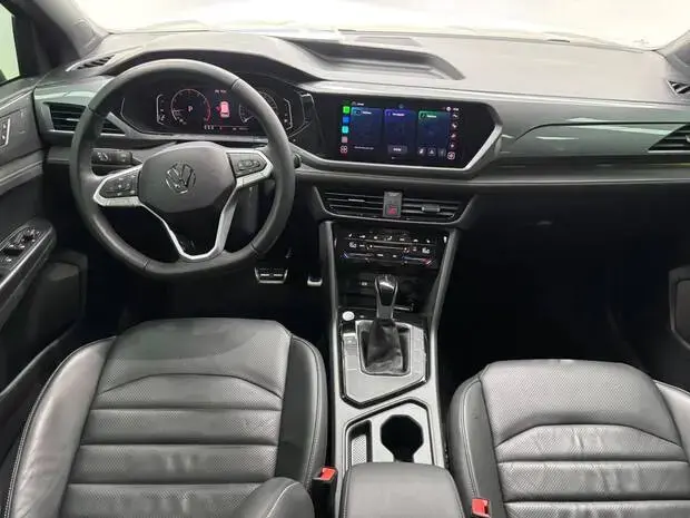 Volkswagen Taos Highline 1.4 TSI