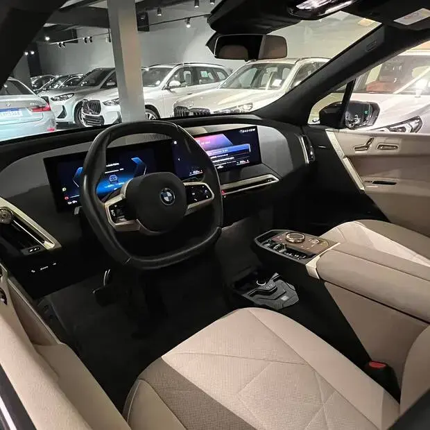 Bmw iX xDrive40 (Aut.) (Elétrico)