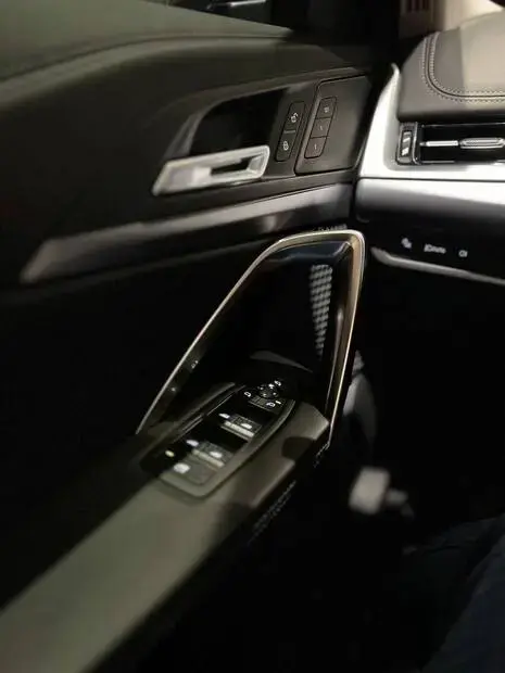 Bmw X1 sDrive20i X Line 2.0 Turbo (Aut.)