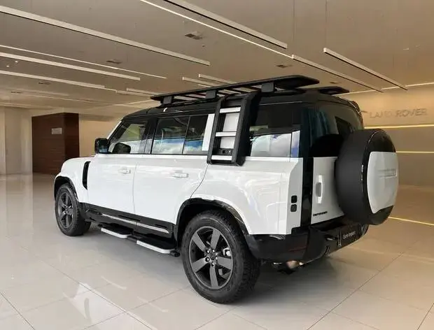 Land Rover Defender 110 X-Dynamic HSE XD D350 Diesel Automática (Híbrido)