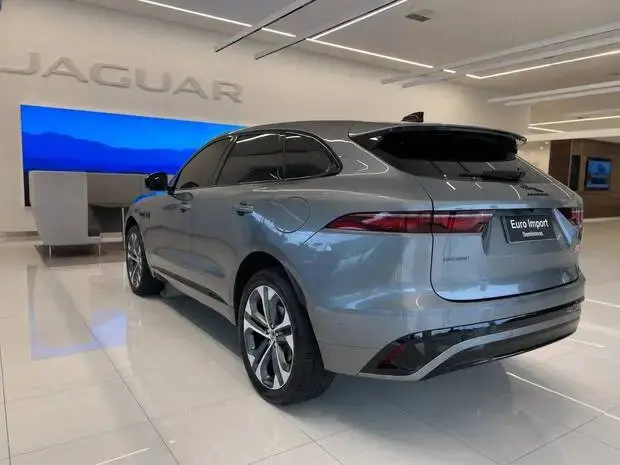Jaguar F-Pace 2.0 R-Dynamic SE 404cv (Híbrido)