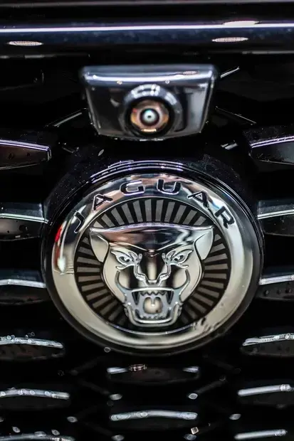 Jaguar F-Pace 2.0 R-Dynamic SE 404cv (Híbrido)