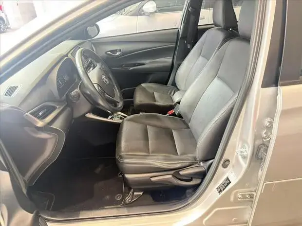 Toyota YARIS 1.5 16V FLEX XS CONNECT MULTIDRIVE