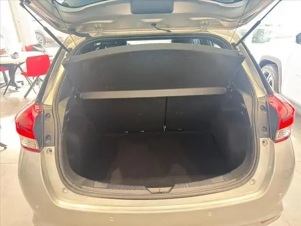 Toyota YARIS 1.5 16V FLEX XS CONNECT MULTIDRIVE