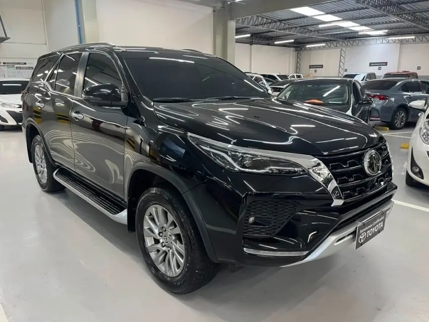 galeria HILUX SW4