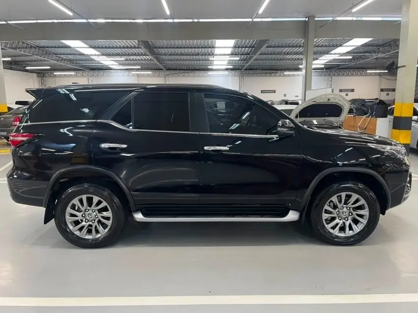 galeria HILUX SW4