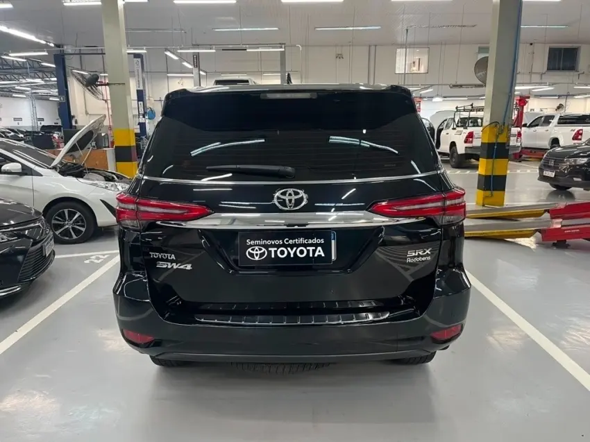 galeria HILUX SW4