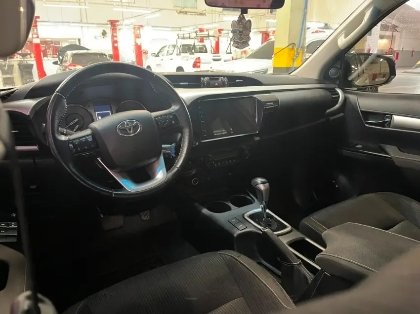 galeria HILUX