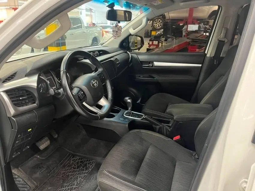 galeria HILUX