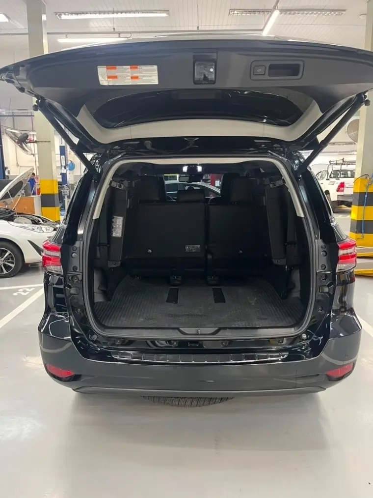 galeria HILUX SW4
