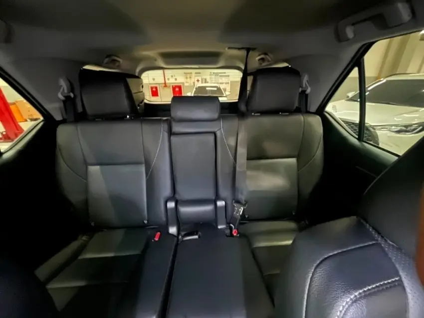 galeria HILUX SW4