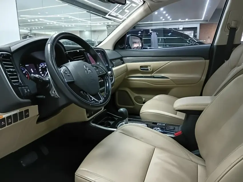 galeria OUTLANDER