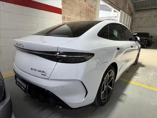 Byd SEAL 82,5 KW ELÉTRICO AWD