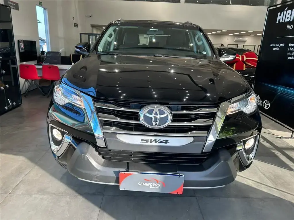 galeria HILUX SW4