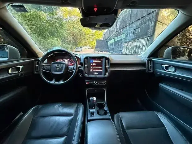 Volvo XC40 2.0 T4 GASOLINA GEARTRONIC