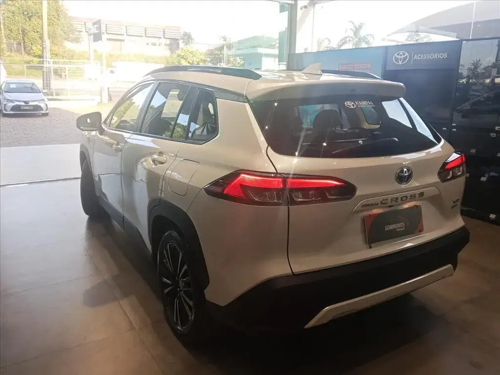 galeria COROLLA CROSS