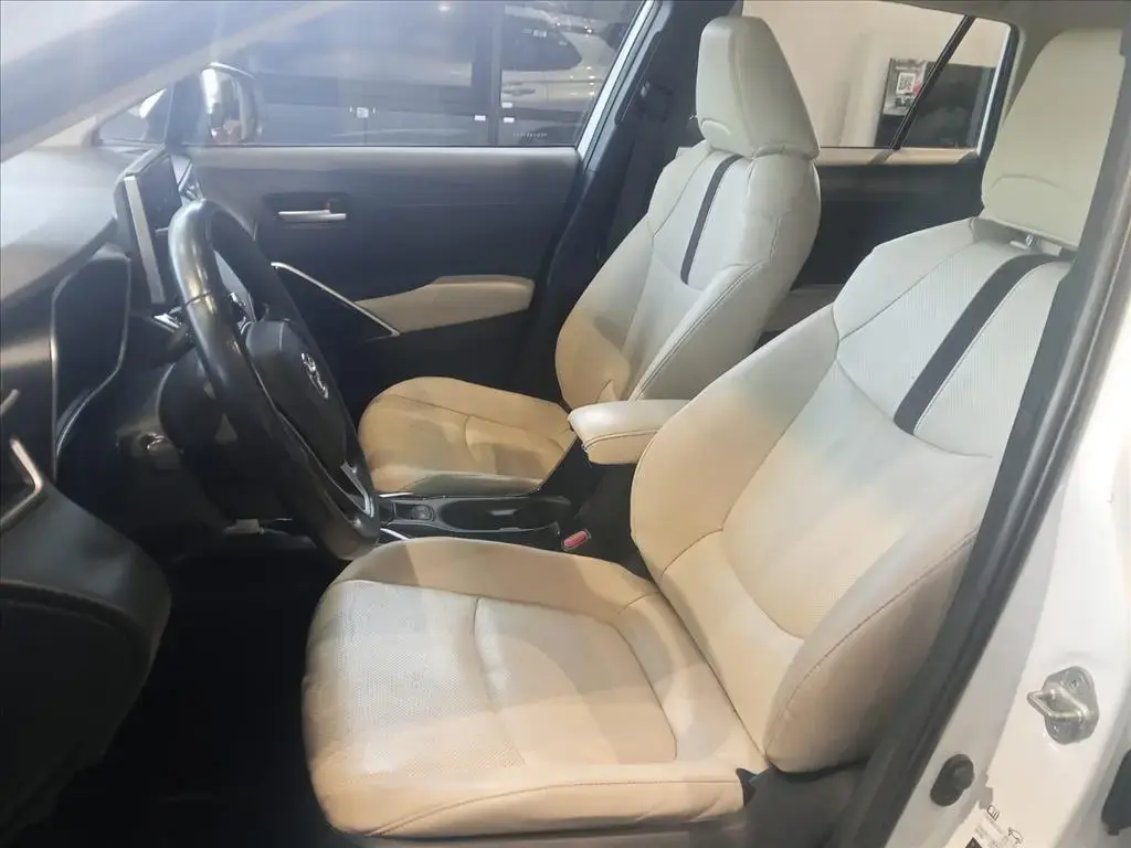 galeria COROLLA CROSS