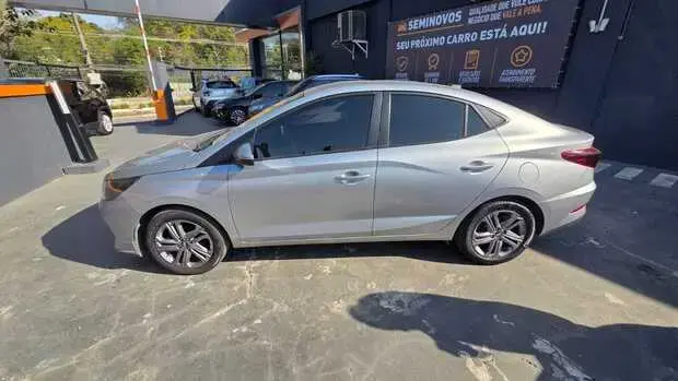 Hyundai HB20S Comfort Plus 1.0 Turbo (Aut.)