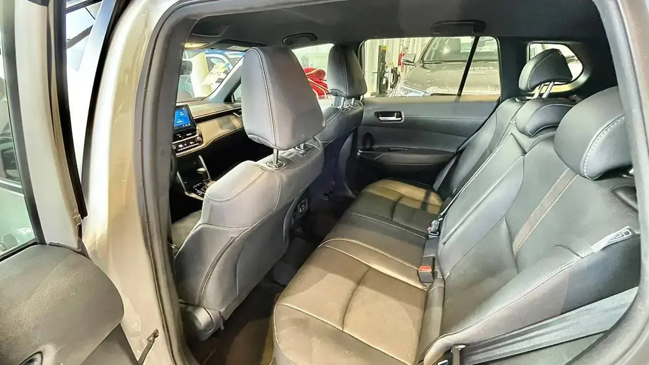 galeria COROLLA CROSS