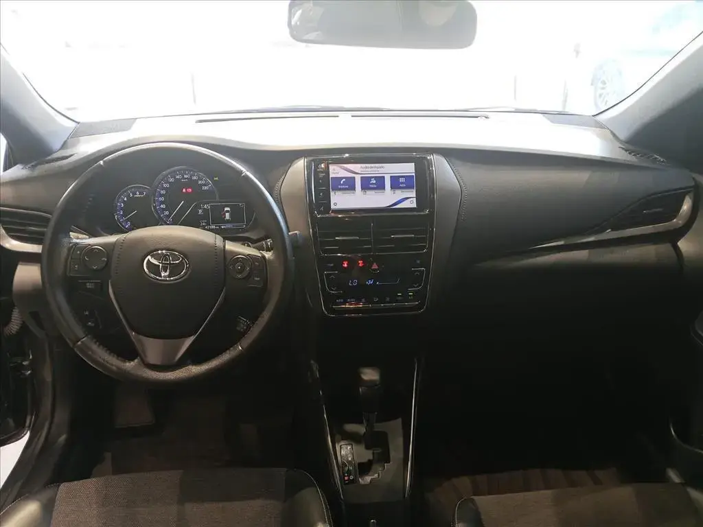galeria YARIS