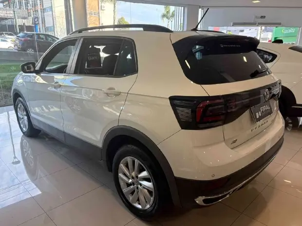 Volkswagen T-CROSS 1.4 250 TSI TOTAL FLEX HIGHLINE AUTOMÁTICO