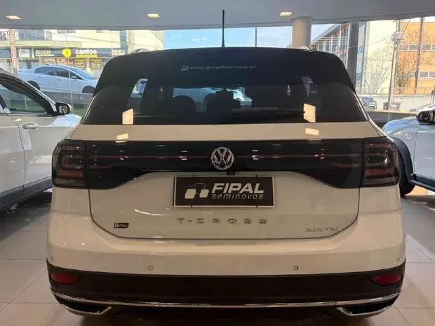 Volkswagen T-CROSS 1.4 250 TSI TOTAL FLEX HIGHLINE AUTOMÁTICO
