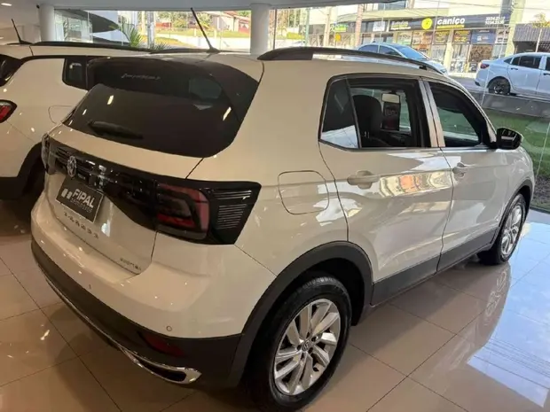 Volkswagen T-CROSS 1.4 250 TSI TOTAL FLEX HIGHLINE AUTOMÁTICO