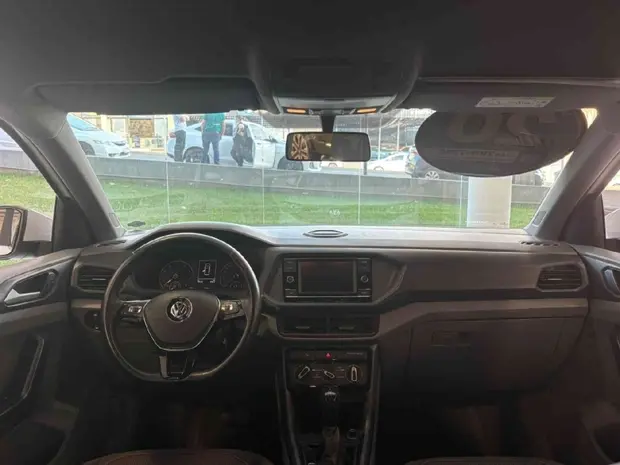 Volkswagen T-CROSS 1.4 250 TSI TOTAL FLEX HIGHLINE AUTOMÁTICO