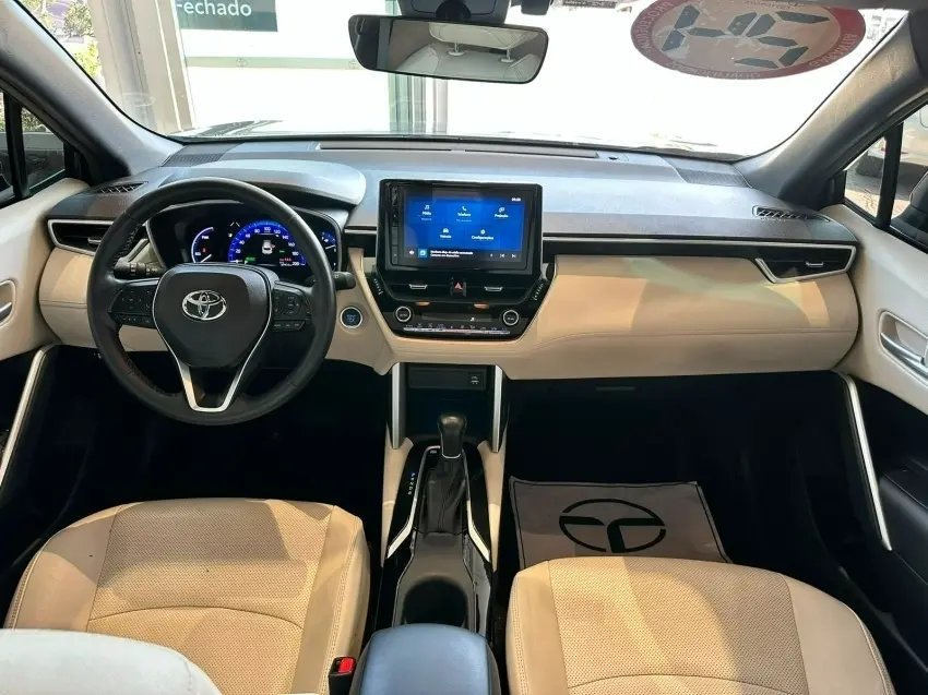galeria COROLLA CROSS