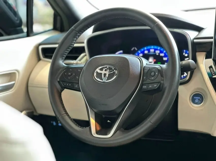 galeria COROLLA CROSS