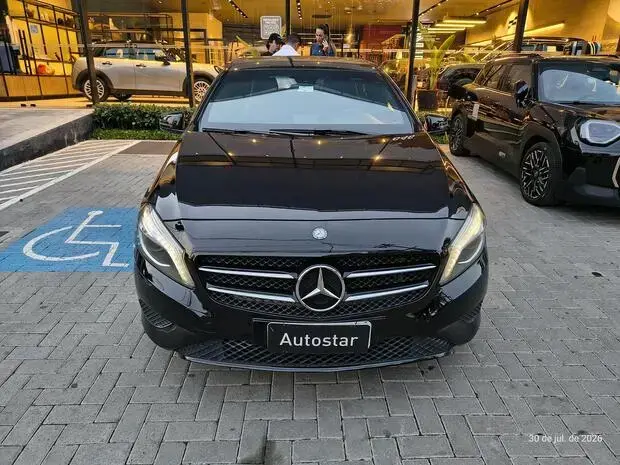 Mercedes Benz A 200 200 1.6 Turbo FlexFuel DCT