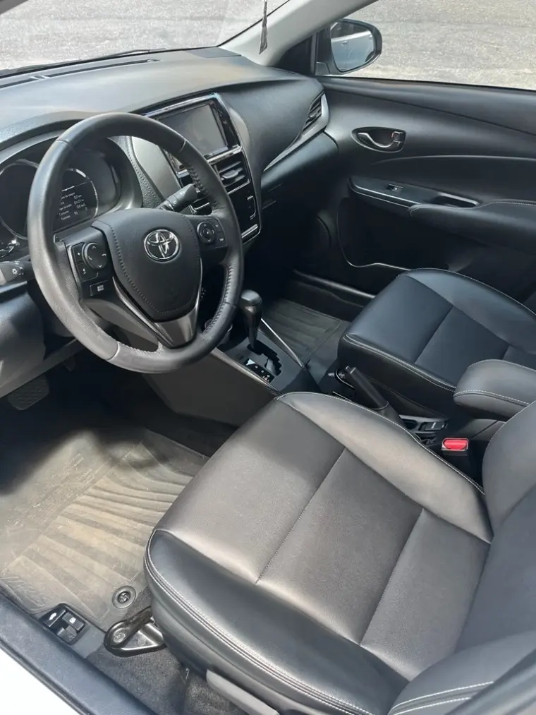 galeria YARIS
