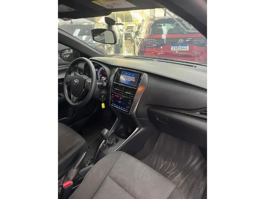 galeria YARIS