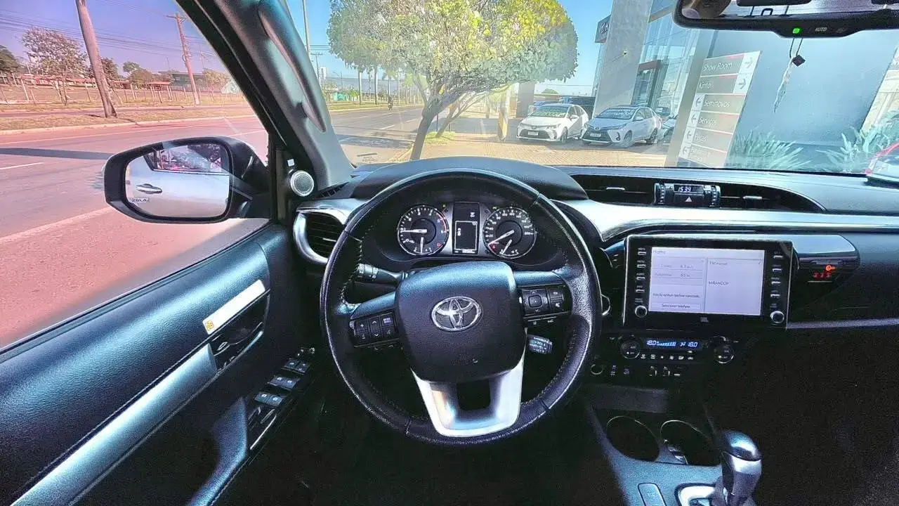 galeria HILUX SRX 4X4 2.8