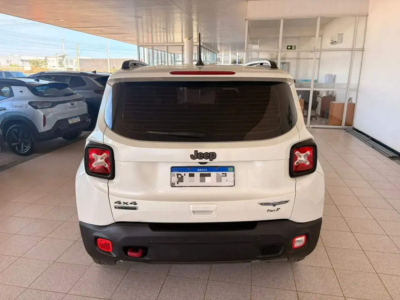 galeria RENEGADE