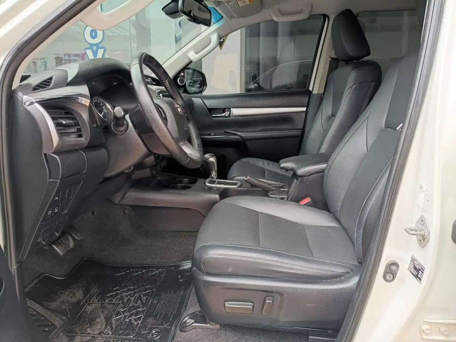 galeria HILUX