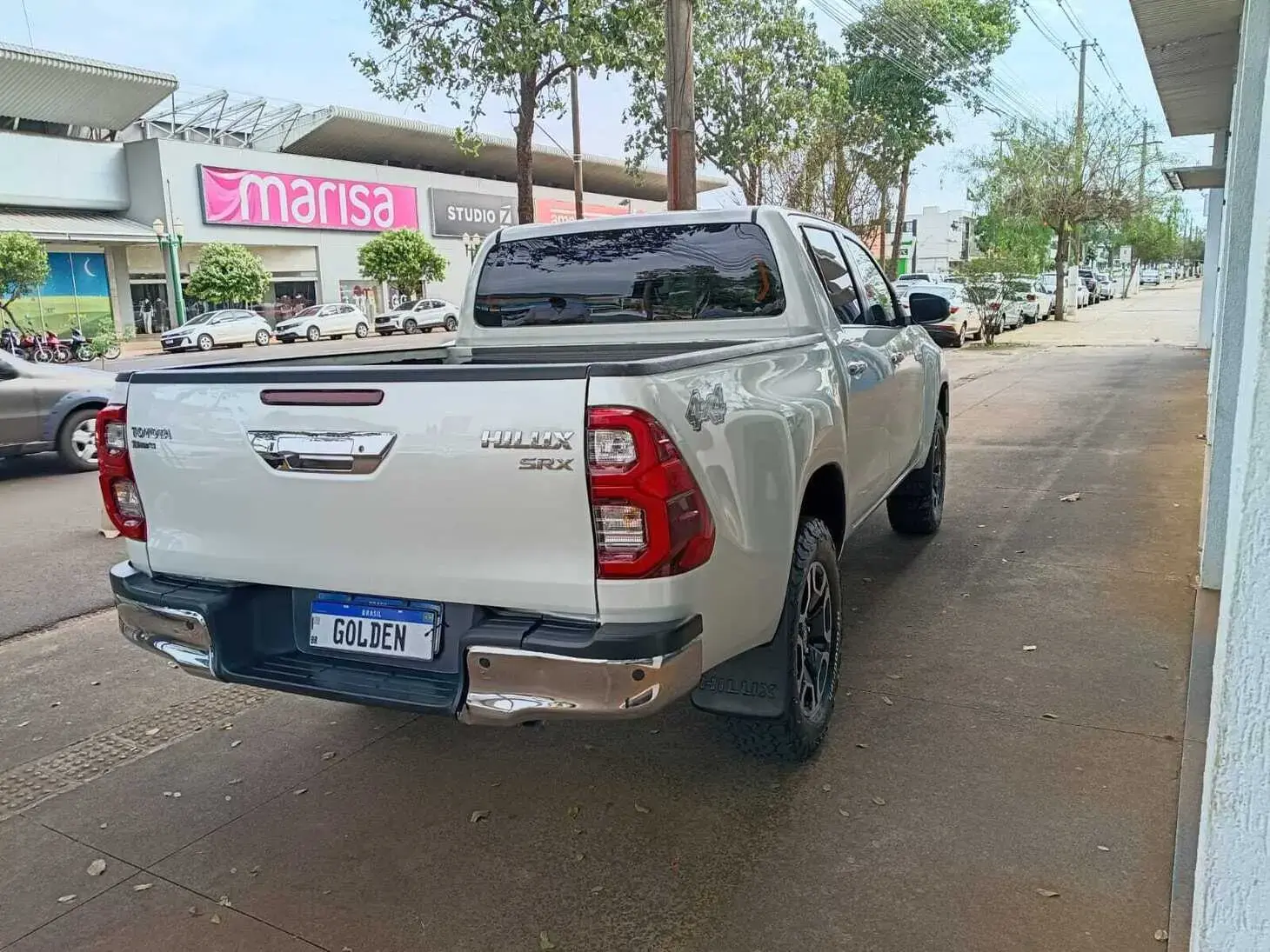 galeria HILUX