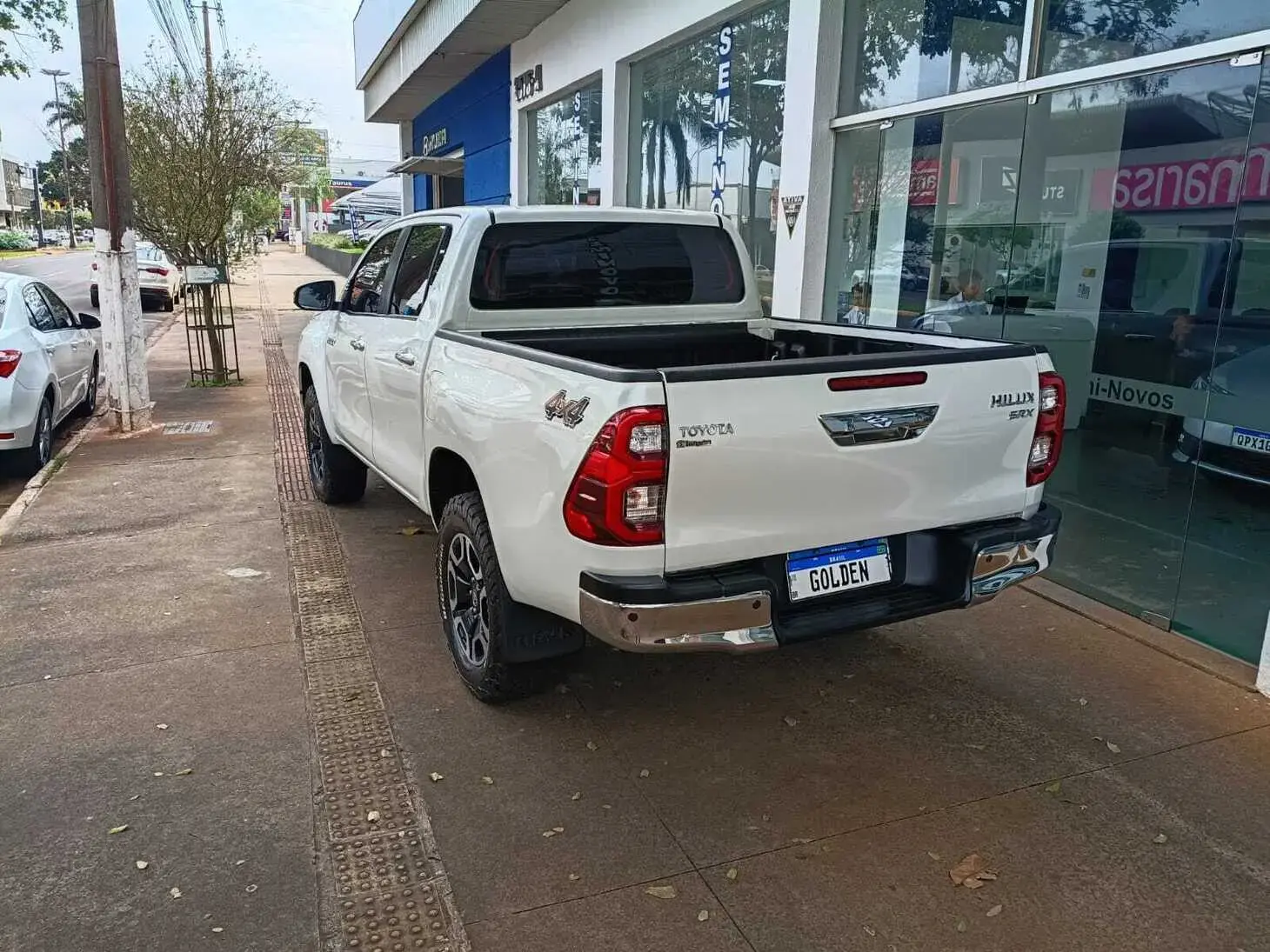 galeria HILUX